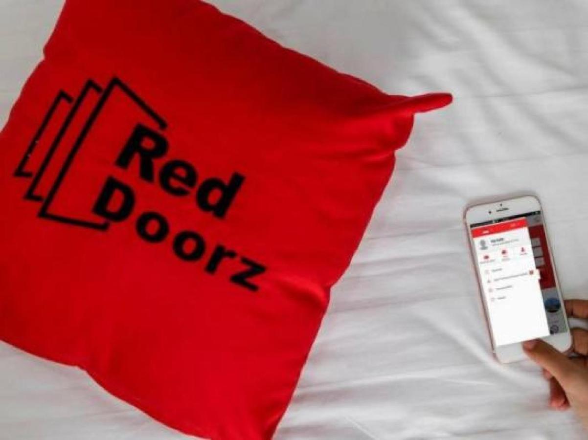 Reddoorz Plus @ Paal 2 마나도 외부 사진